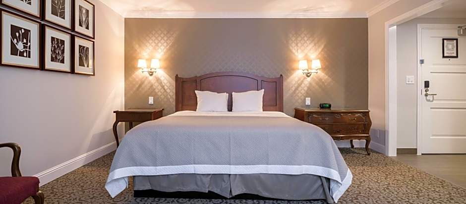 Woodcrest Hotel Cupertino