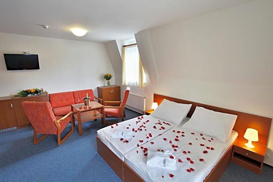 Hotel Lesní Chata