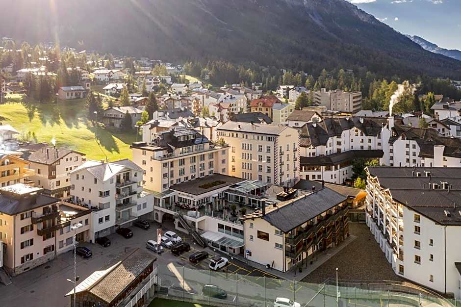 Hotel Lenzerhorn - Alpine Stay, Spa & Savour