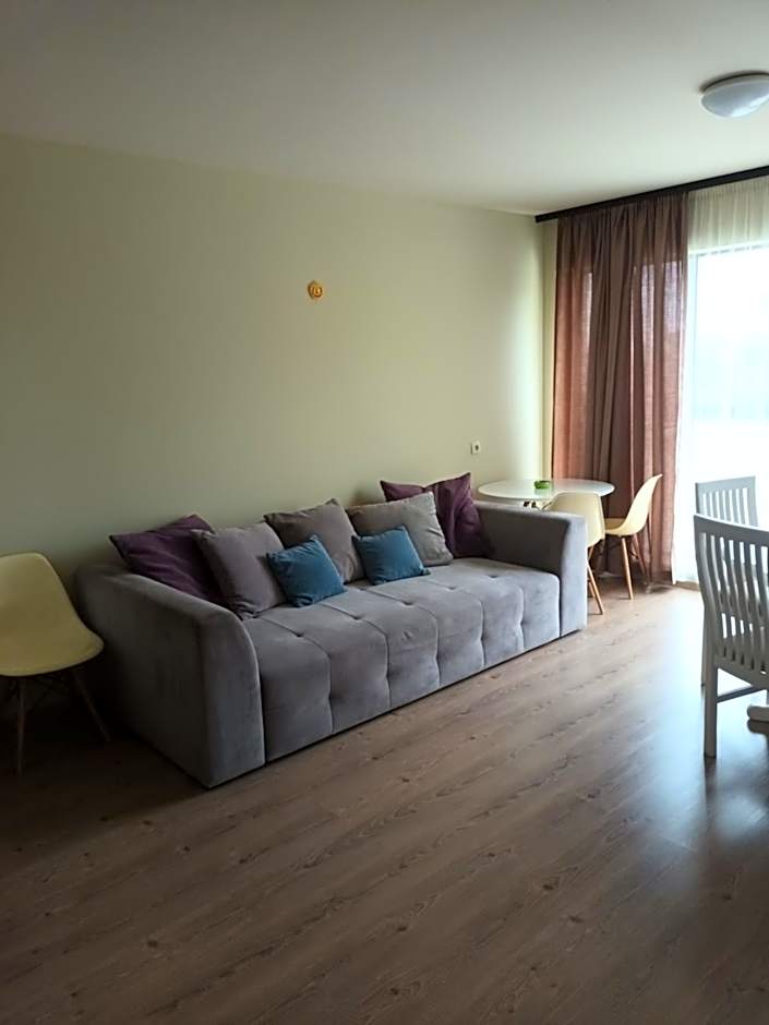 ЛУКСОЗЕН АПАРТАМЕНТ В 4 звезден хотел