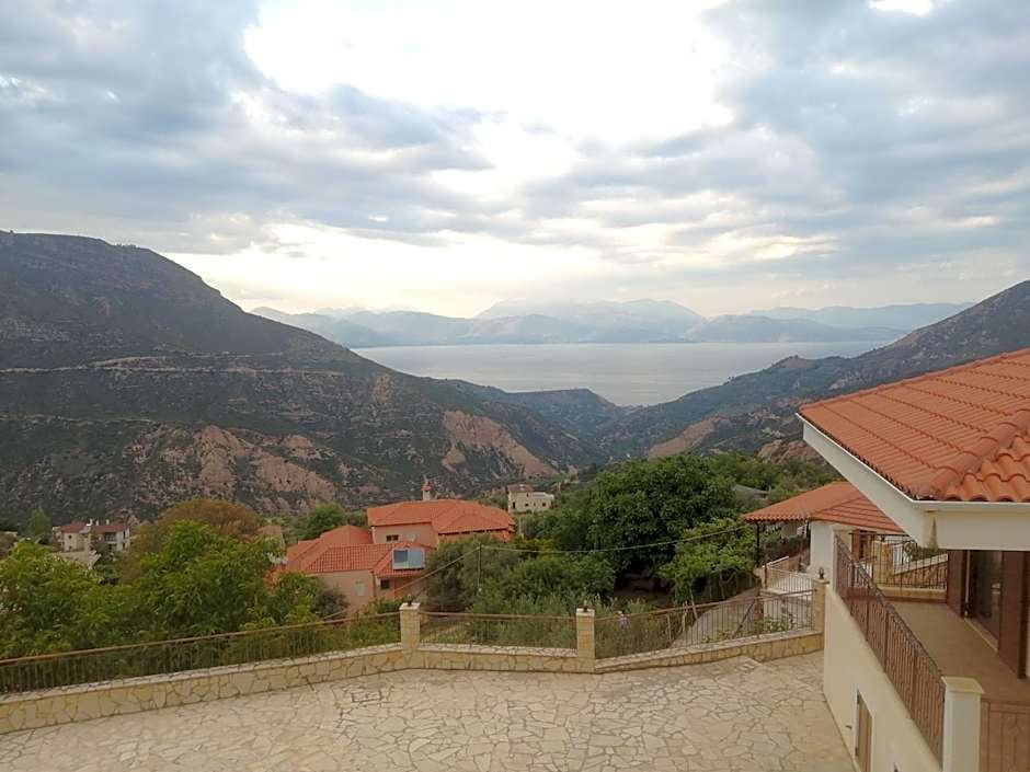 Kallisti Ξενώνας Διακοπτό-Καλάβρυτα