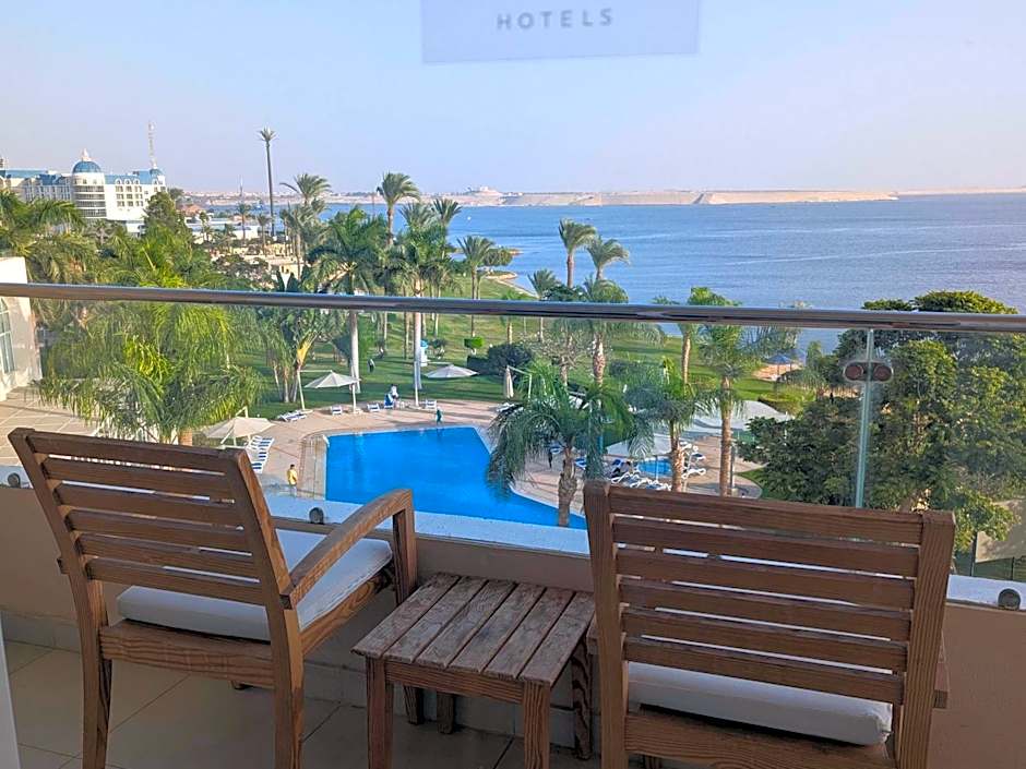 Mercure Ismailia Forsan Island