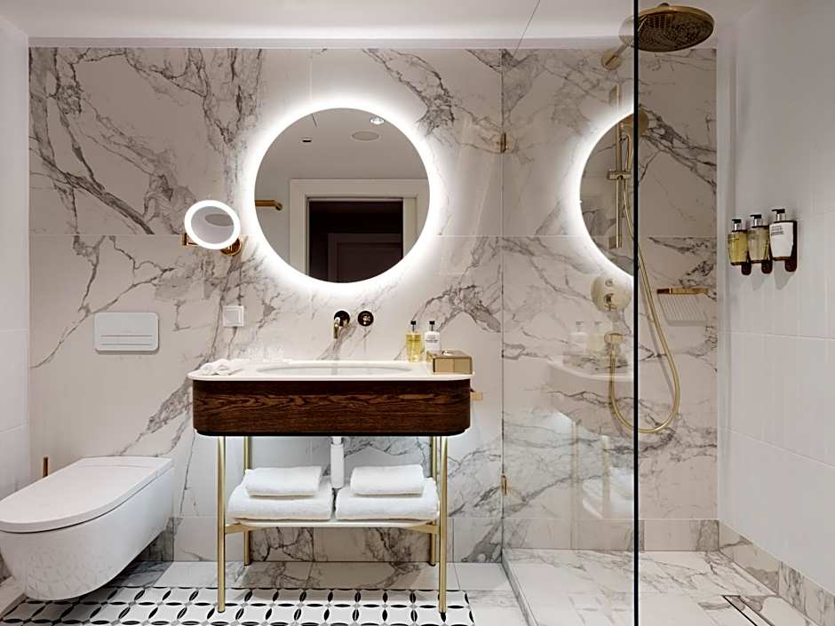 Hotel Altus Palace - Destigo Hotels