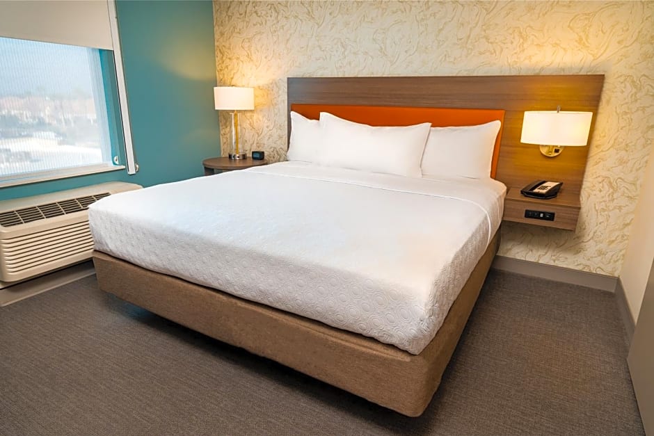Home2 Suites Bakersfield