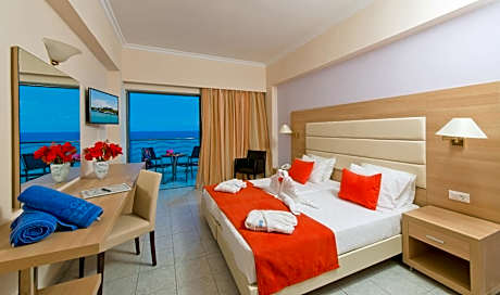Twin Room with Sea View