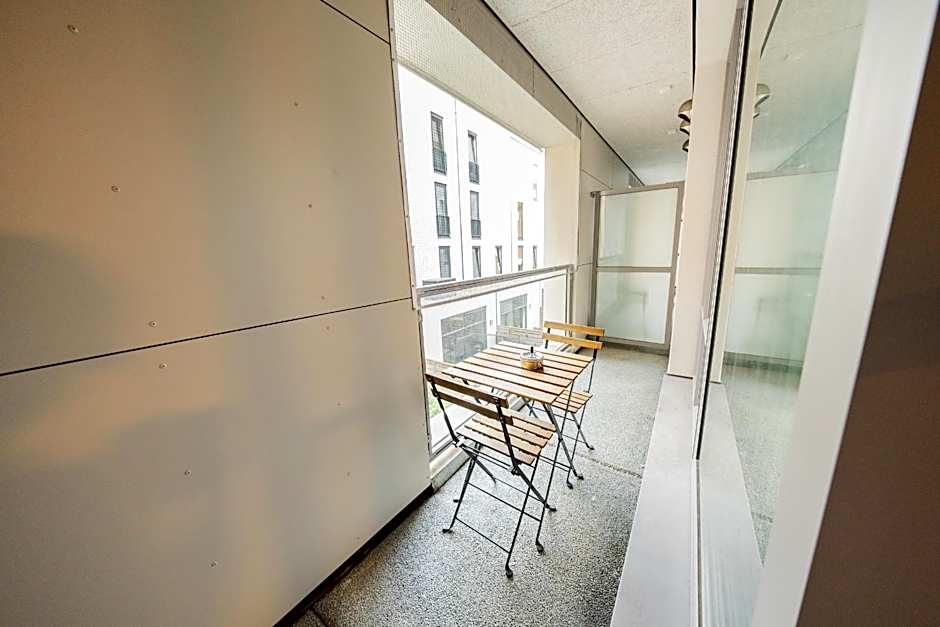 Alphabet Apartments - Prins Hendrikkade 10