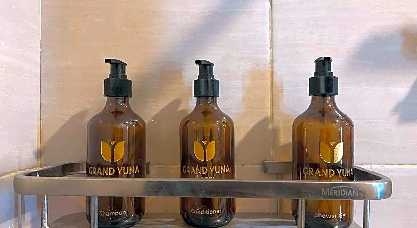 Grand Yuna Hotel Nusa Penida