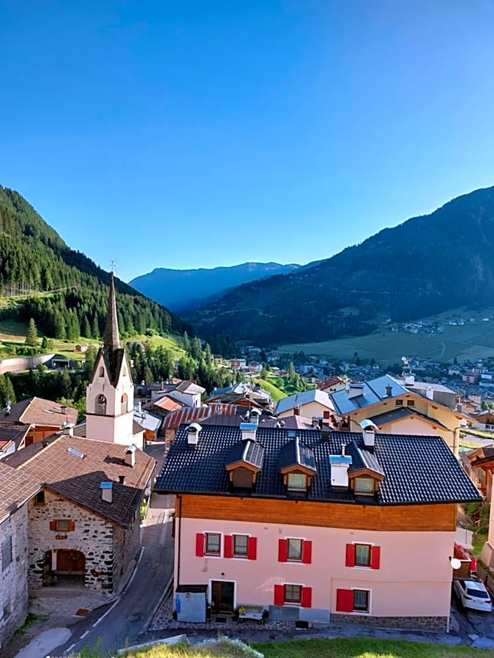 Ciasa Alpina Relax Hotel