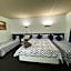 Capri Motel