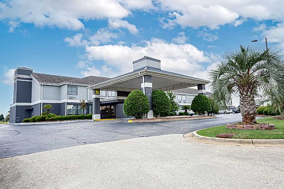 Quality Inn Prattville I-65