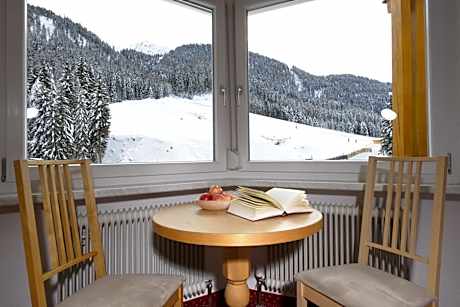 Double Room with Mountain View