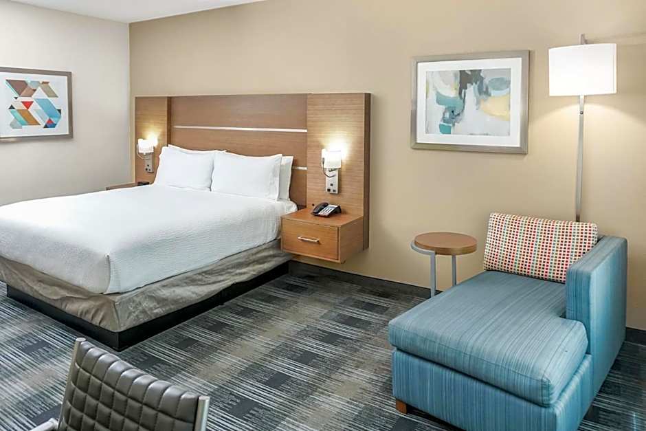 Holiday Inn Express & Suites Houston Westchase - Westheimer By IHG