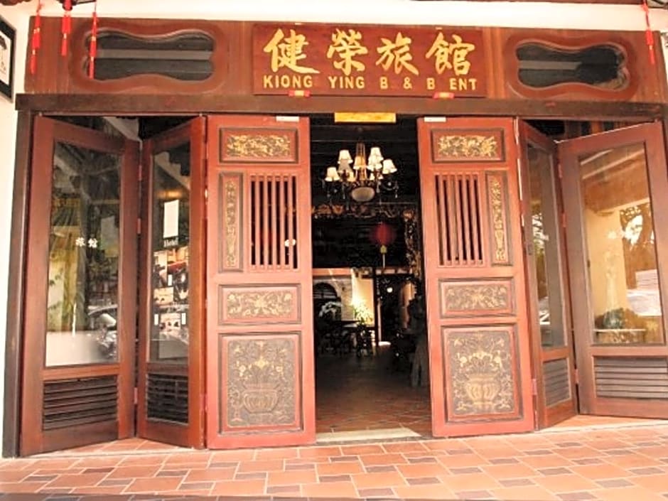 Kuching Waterfront Lodge