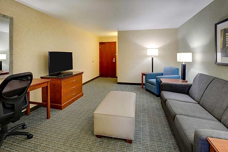 Drury Inn & Suites Grand Rapids
