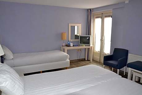 Double Room for Disabled Guests