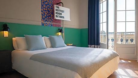 Deluxe Double or Twin Room with Balcony