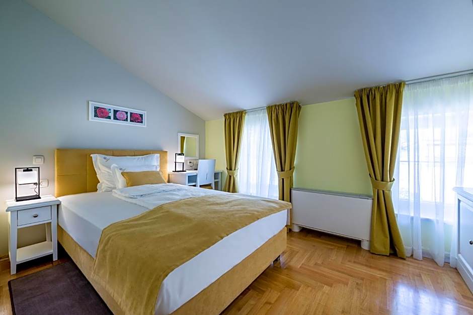 Hotel Domino
