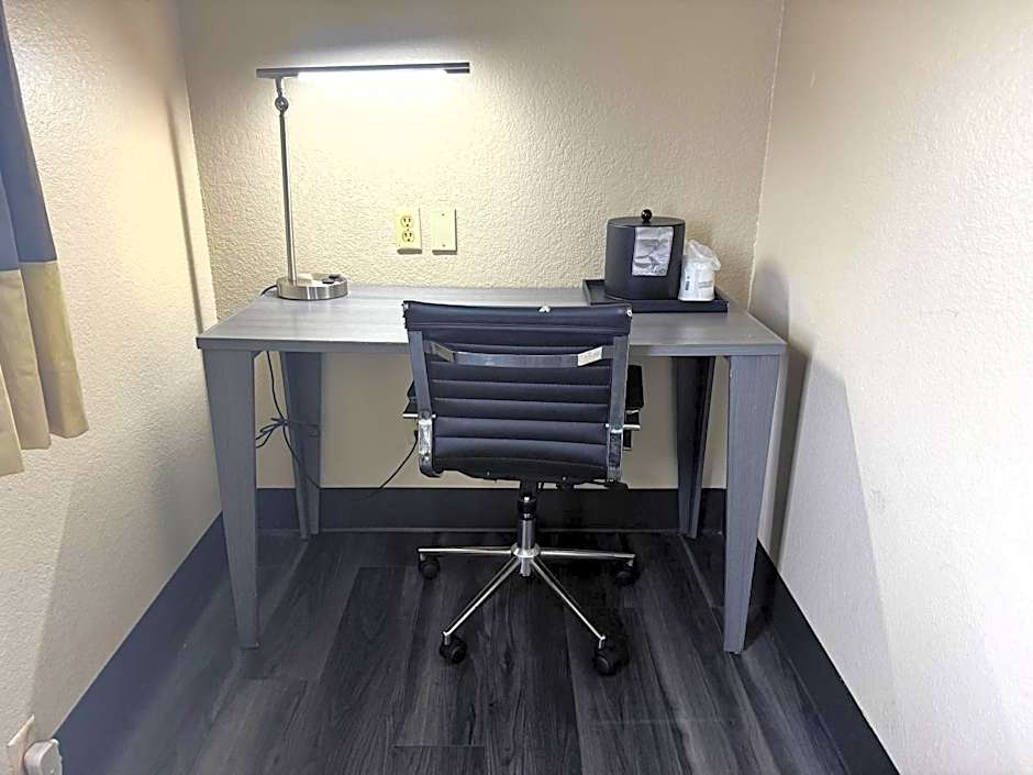 Baymont by Wyndham Tupelo