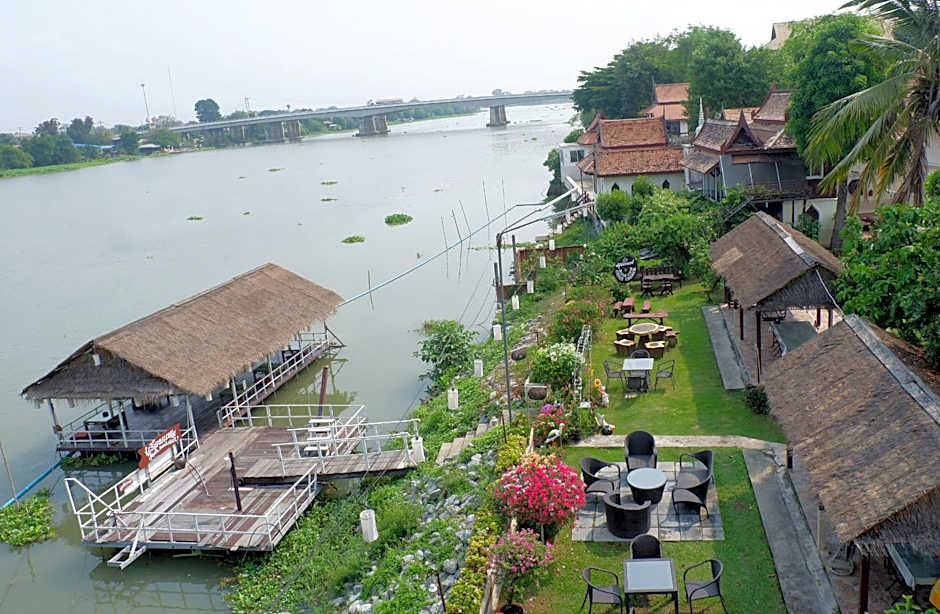 Ayutthaya Garden River Home