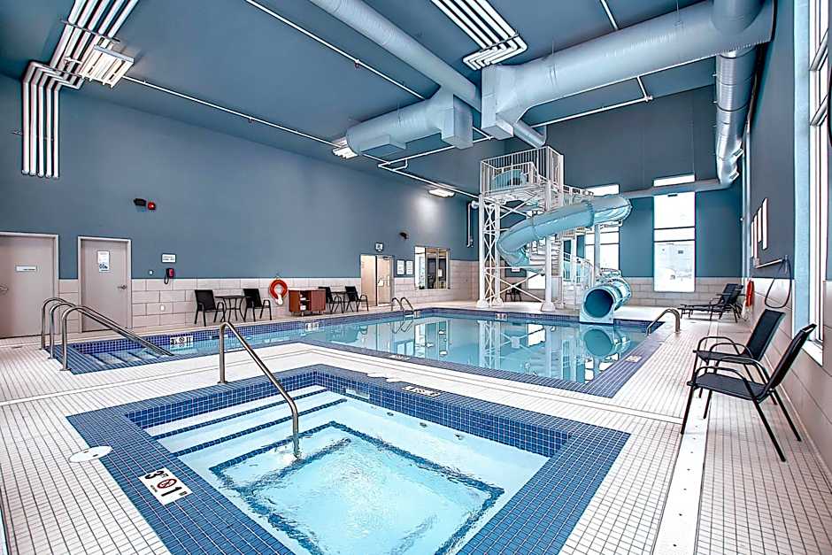 Holiday Inn Express and Suites Calgary Airport Trail NE By IHG