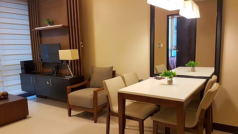 Mactan Newtown Condo with Garden and Ocean View 8NEWTOWN BLVD