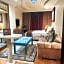 Q Hotel