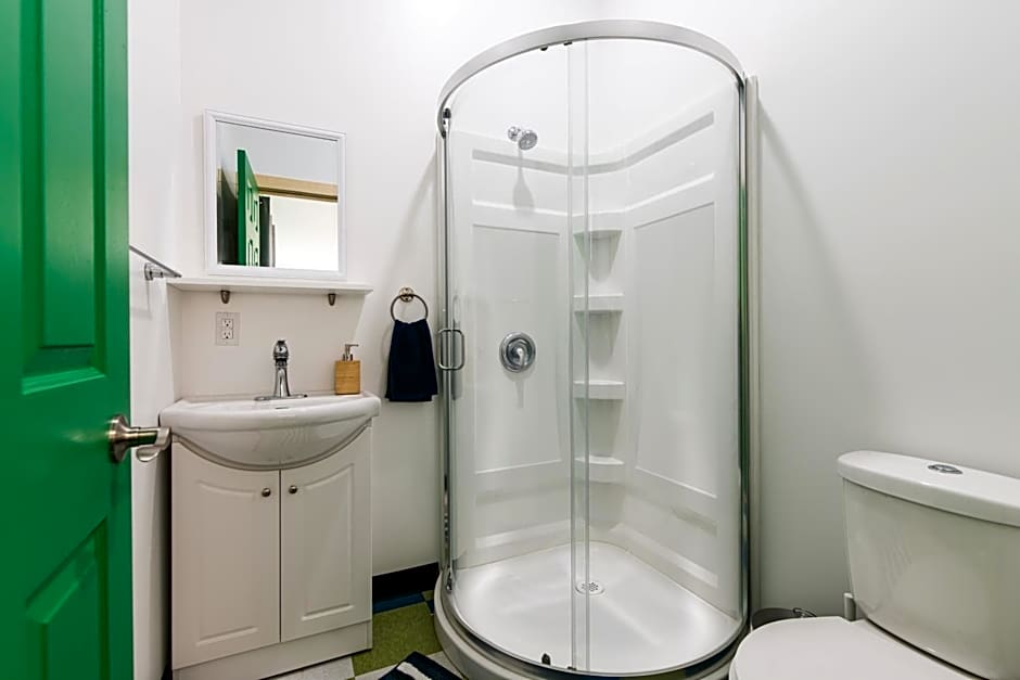 Out East Hostels - Rocky Harbour