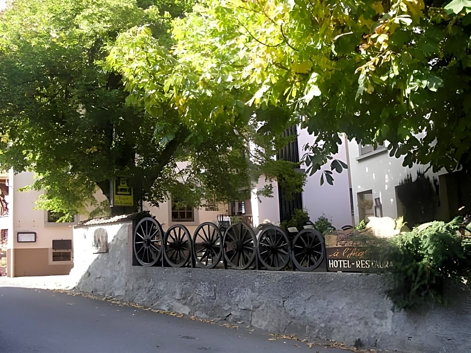 L'AO Hotel & Restaurant L'Aigle d'Or
