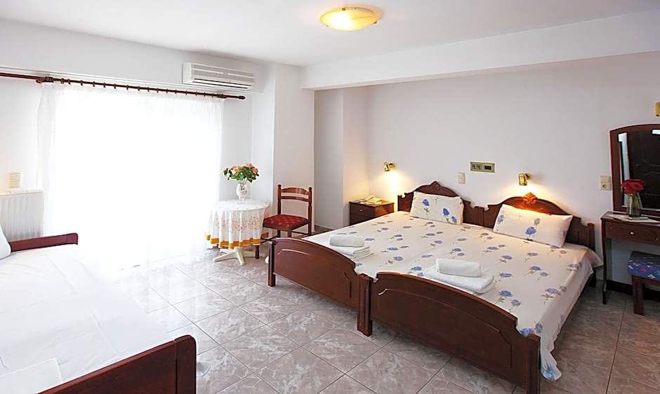Hotel Fourkos