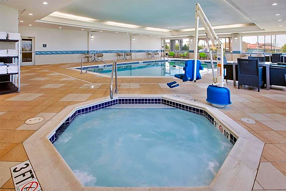 Hampton Inn By Hilton & Suites Cleveland-Beachwood