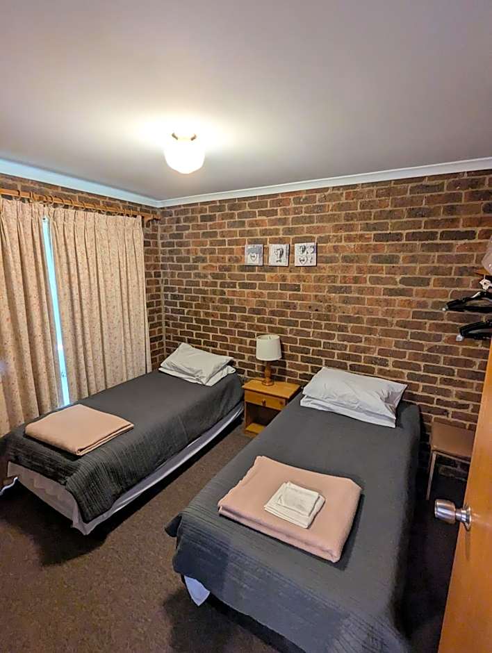 Barham Colonial Motel