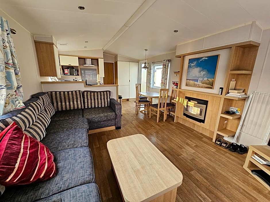 Caravan 4 - Cambrian Coast Caravan Park