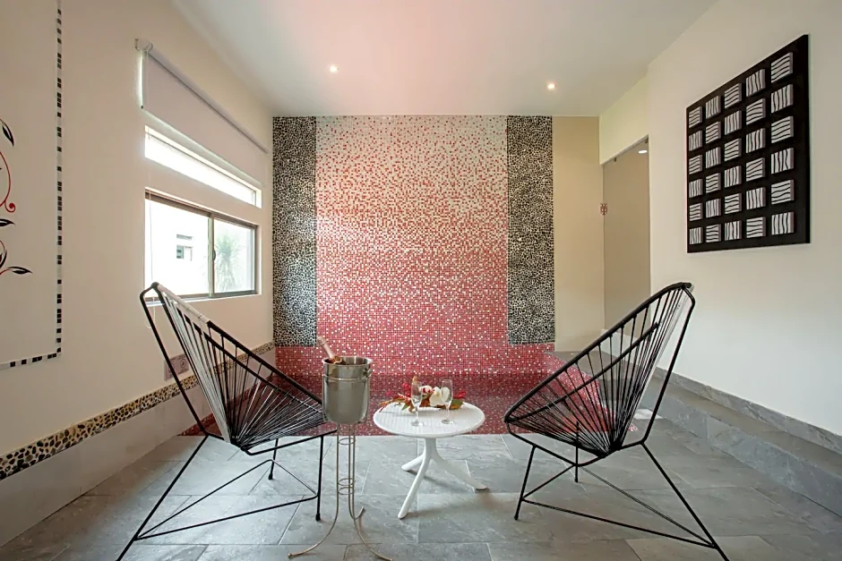 Casa Kaoba Hotel & Suites
