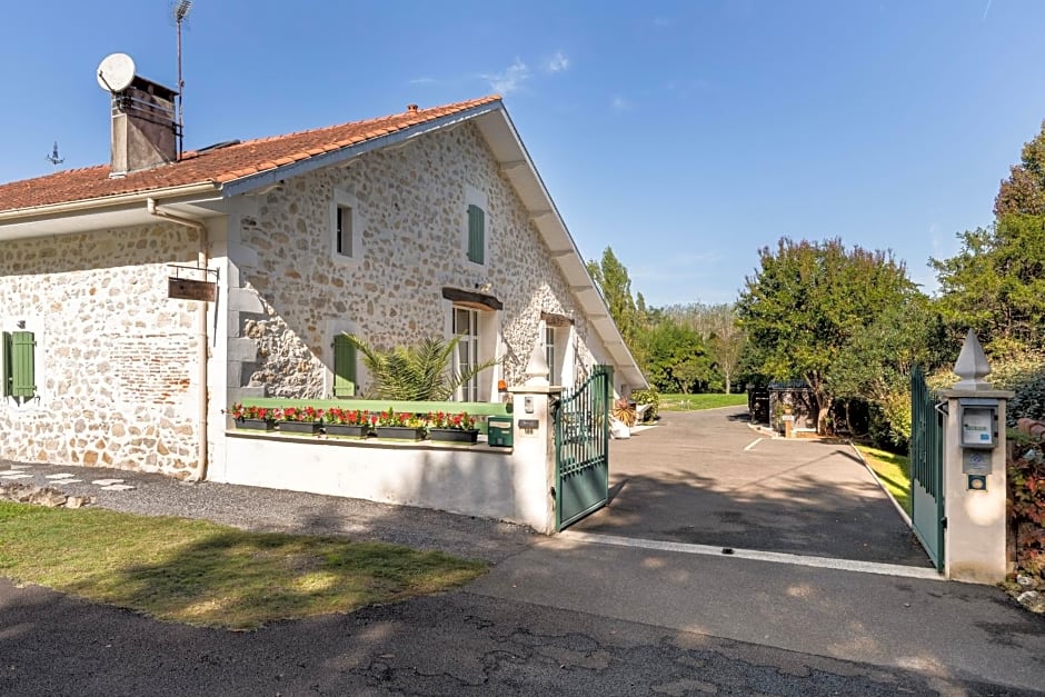 Au Petit Pédegouaty