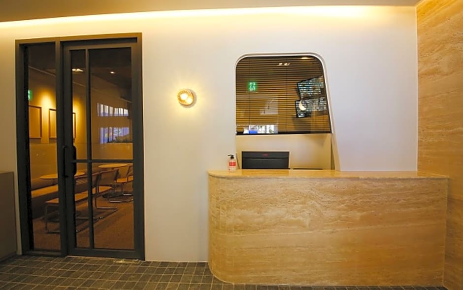 Gwangyang Seven Bricks Hotel