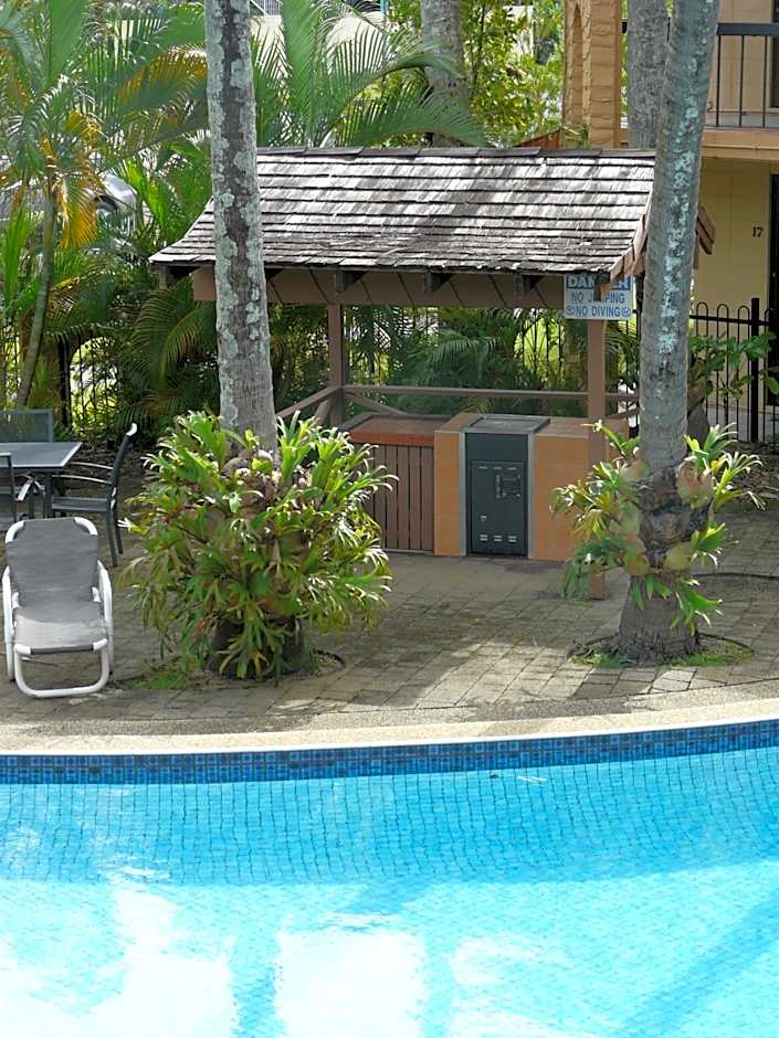 Oasis Inn Apartments