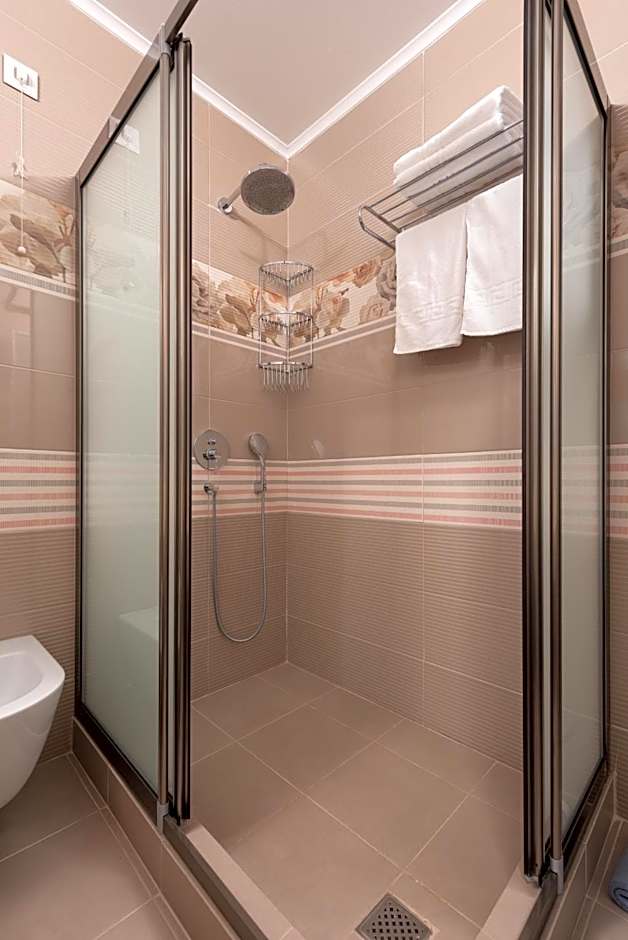 Dionysos Hotel & Suites