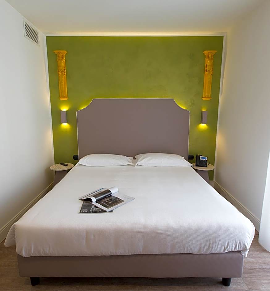 Al Campanile Aparthotel & Suite