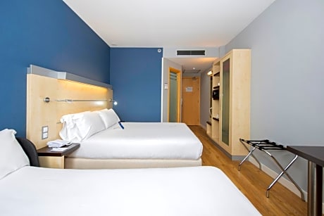 Queen Room with Sofa Bed