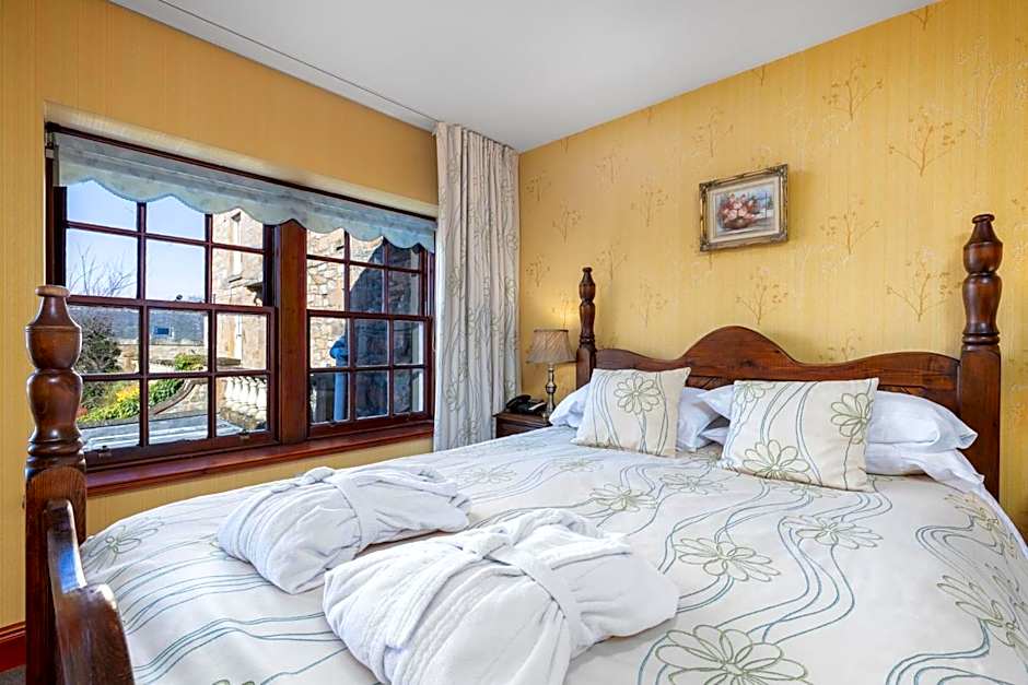 Dornoch Castle Hotel