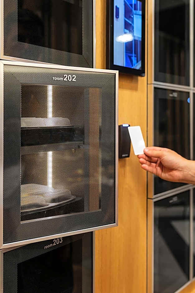 -- ESTE PARK HOTEL -- part of Urban Chic Luxury Design Hotels - Parking & Compliments - next to Shopping & Dining Mall Plovdiv