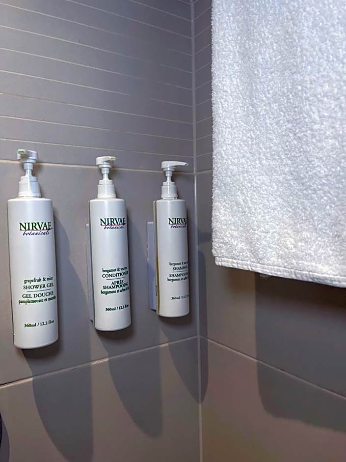 Courtyard by Marriott London Heathrow Airport