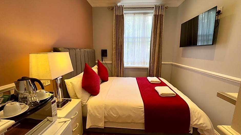 Classic Hyde Park Hotel