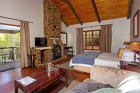 Deluxe Family Cabin
