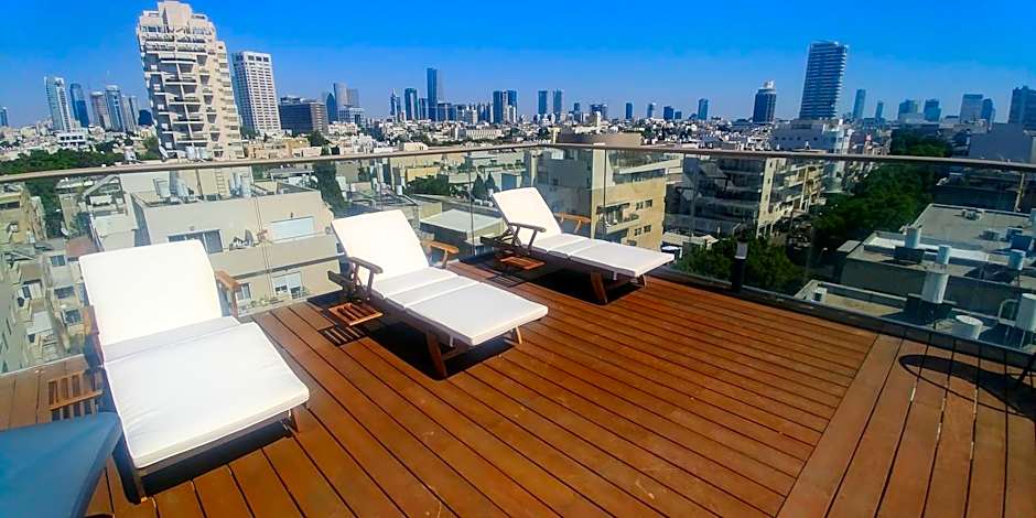 Dizengoff Penthouse Boutique Hostel