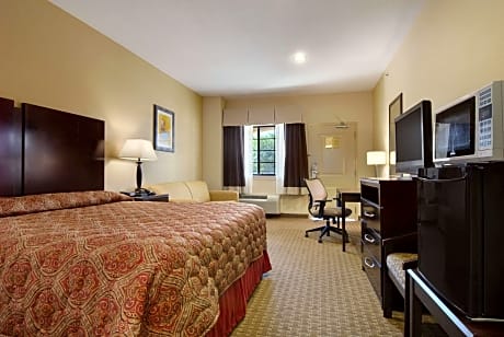 1 King Bed Non-Smoking