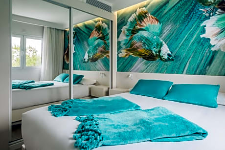 Double Room (2 Adults)