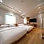 MONO HOTEL