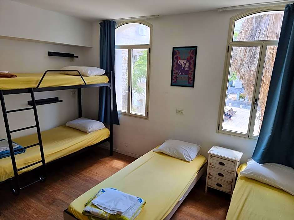 Haifa Hostel