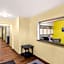 Days Inn & Suites by Wyndham Rochester South